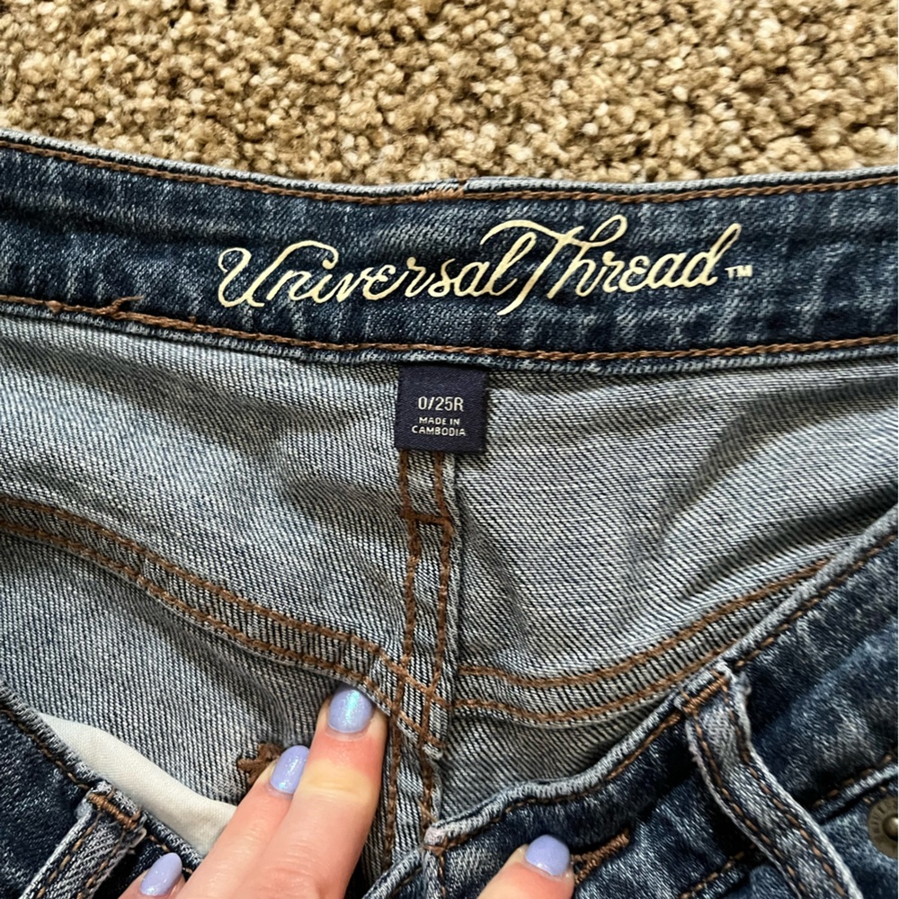 Universal Thread Shorts - Picture 2 of 3